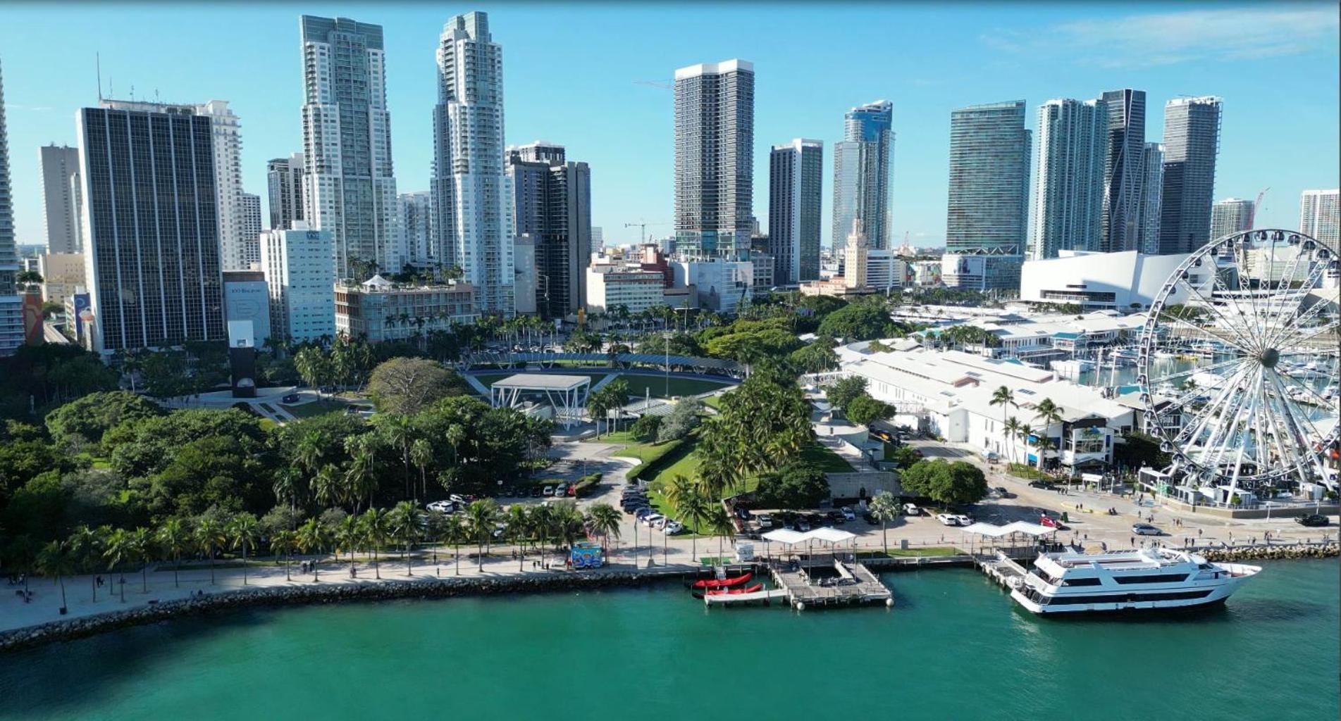 Private Rooms Close To Miami Airport - Free Parking - 01 Eksteriør bilde