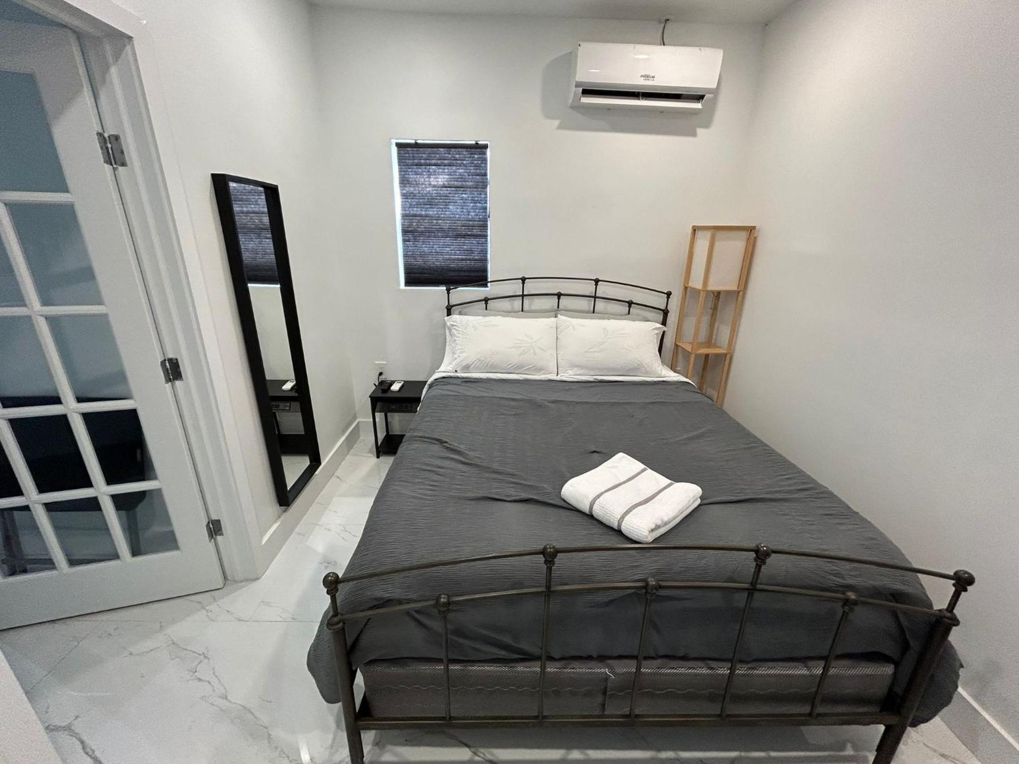 Private Rooms Close To Miami Airport - Free Parking - 01 Eksteriør bilde